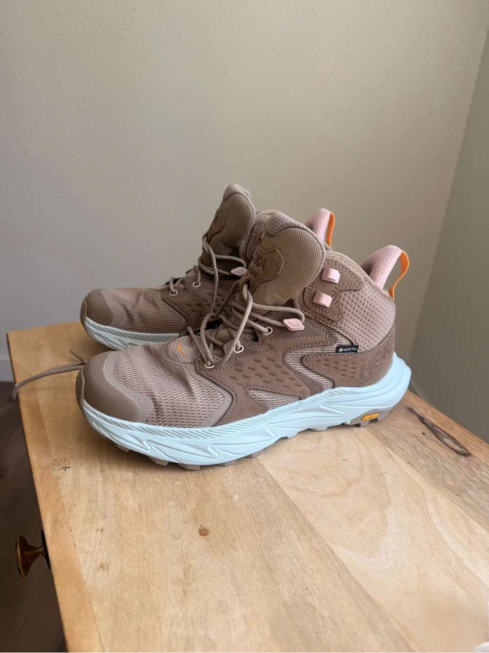 Hoka Anacapa 2 Mid GTX dune ice hiking boots 10